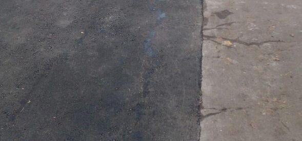 Во дворе дома на Новоалексеевской ликвидировали ямы