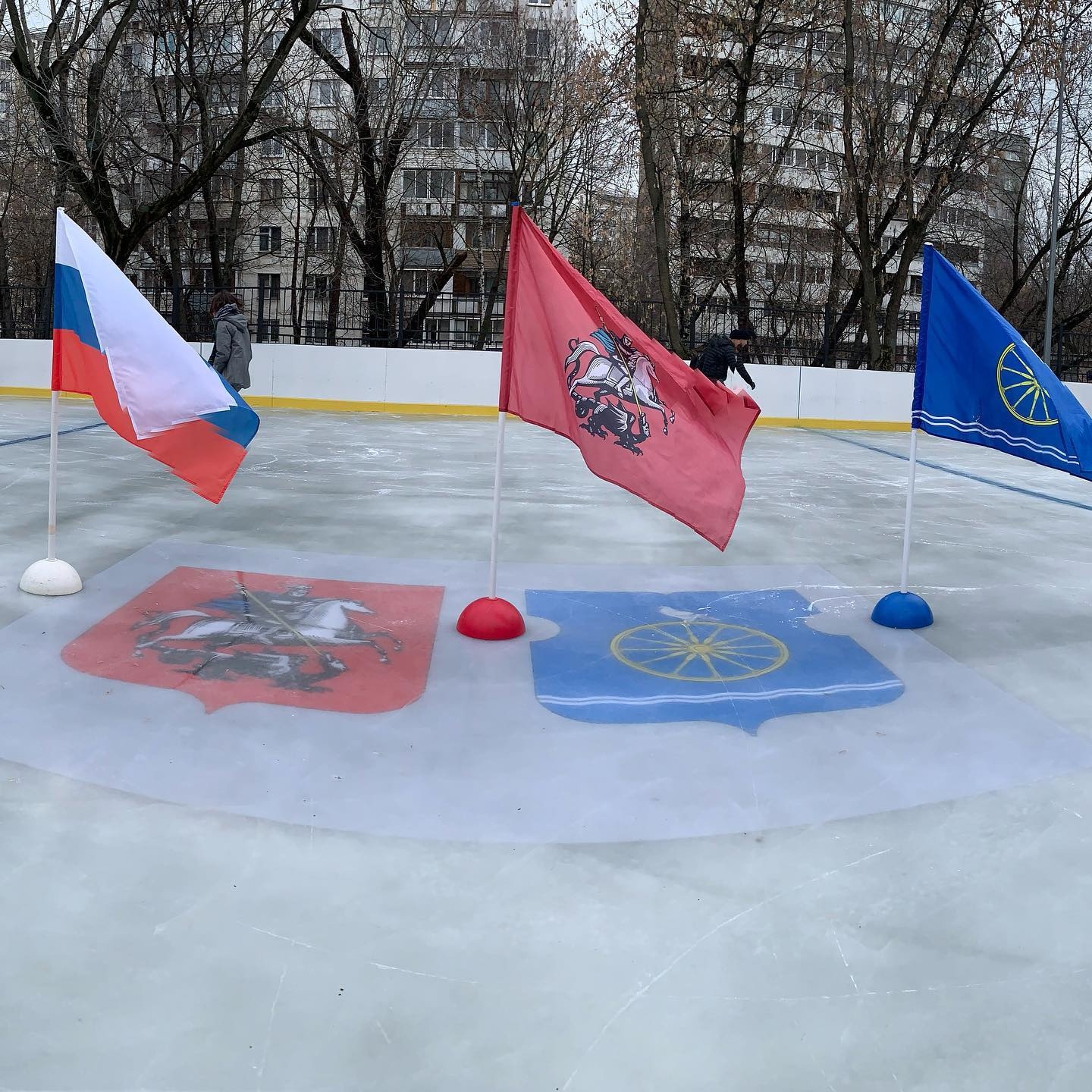 Каток на проспекте Мира закрыли из-за непогоды